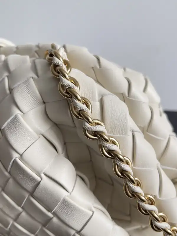 BOTTEGA VENETA Teen Lauren 1980 With Chain