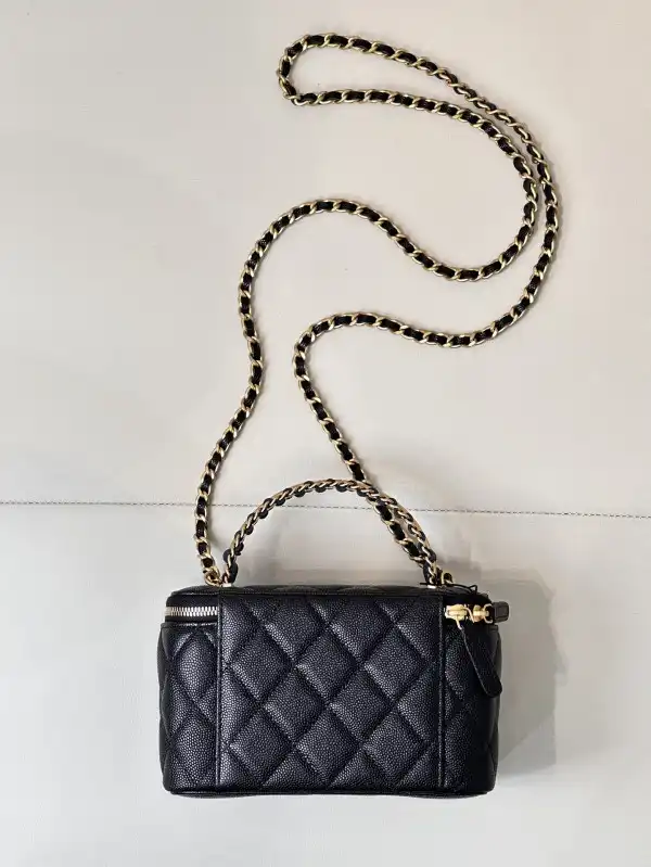 Frstbag ru CHANEL SMALL VANITY WITH CHANELASSIC CHAIN-16x9.5x8cm