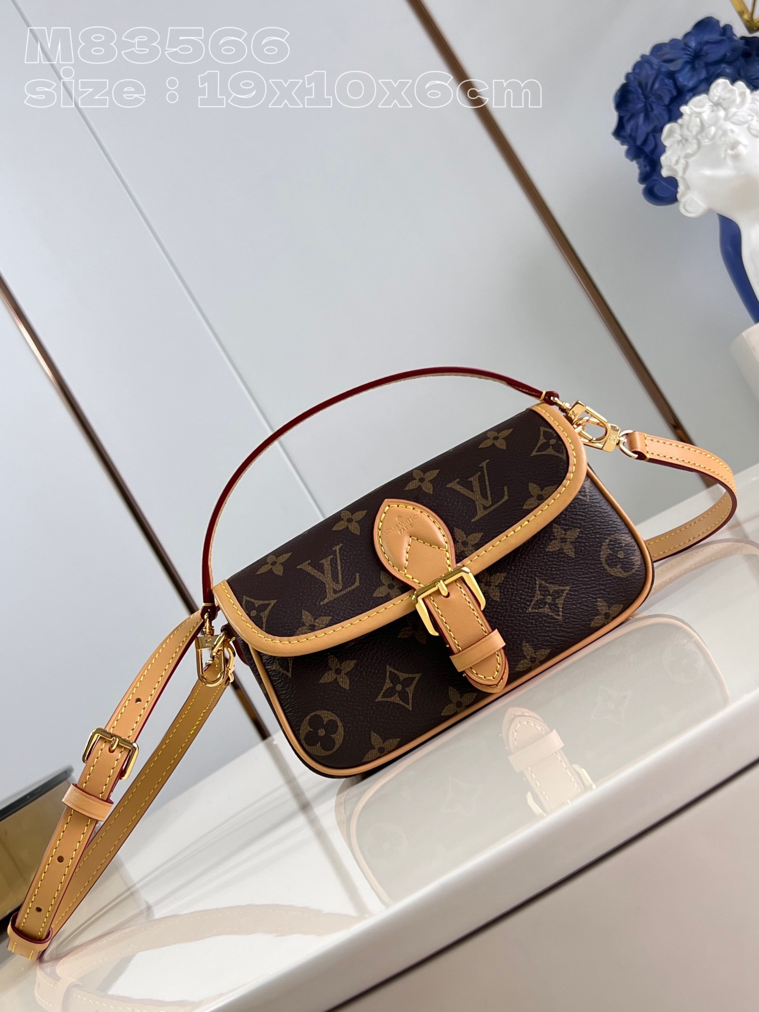 HOT SALE LOUIS VUITTON Nano Diane-19*10.5*6 CM