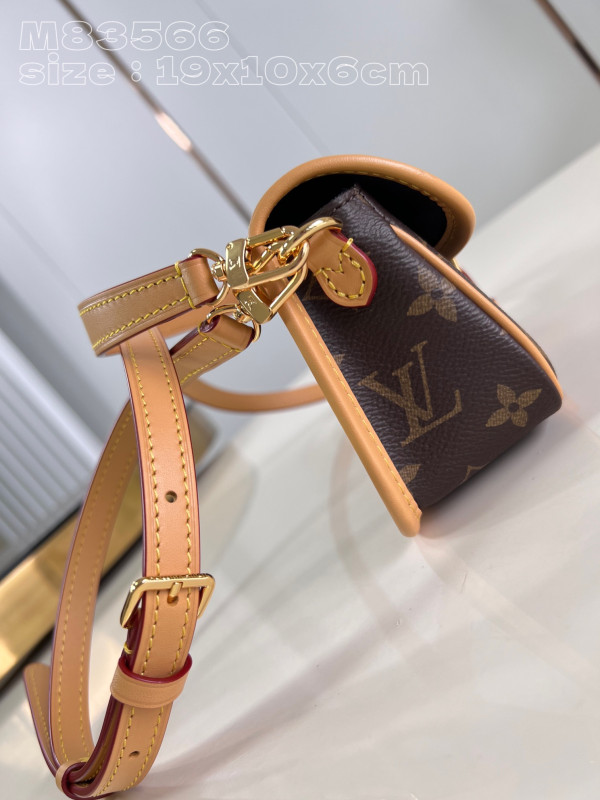 HOT SALE LOUIS VUITTON Nano Diane-19*10.5*6 CM