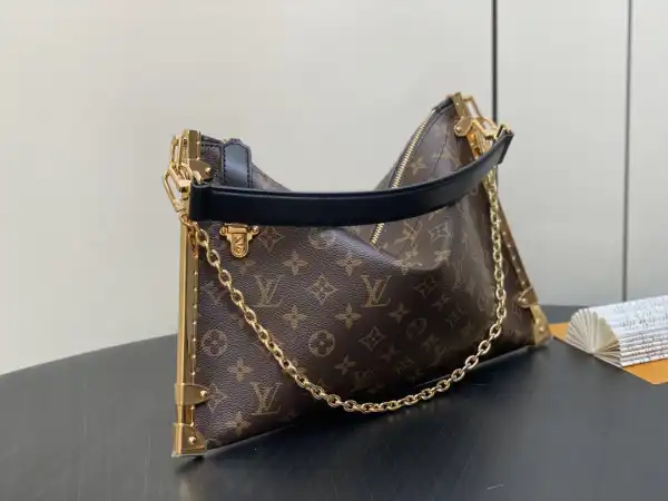 Cheap LOUIS VUITTON Lucky Trunk