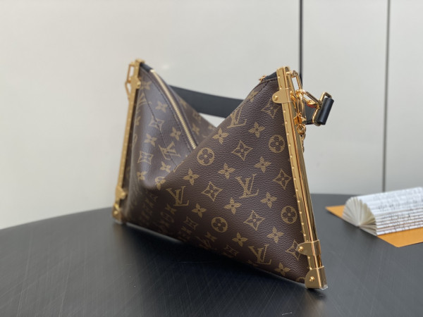 HOT SALE LOUIS VUITTON Lucky Trunk