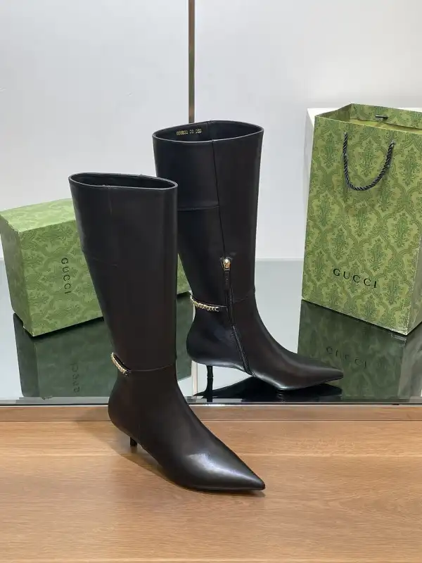 Women's Gucci Signoria boot