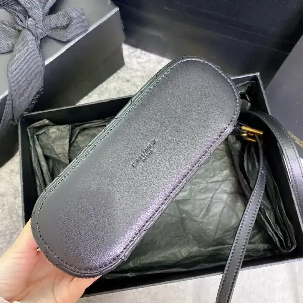 Frstbag ru YSL Gaby vanity bag in lambskin