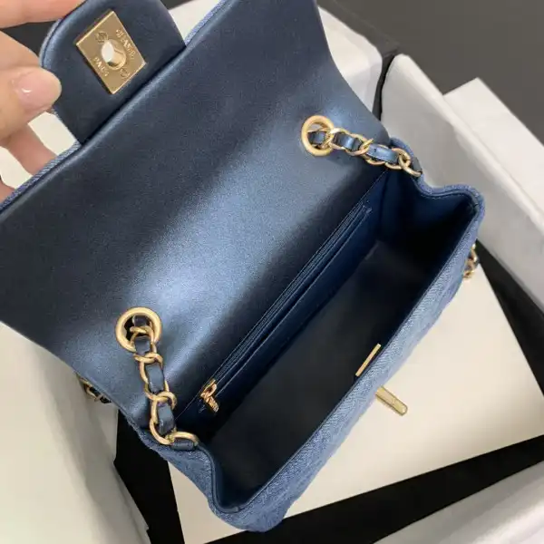 CHANEL FLAP BAG-25CM