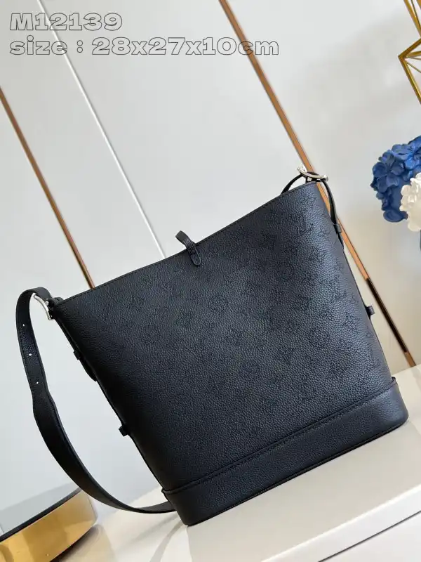 First bag ru LOUIS VUITTON Flore-28*27*10CM