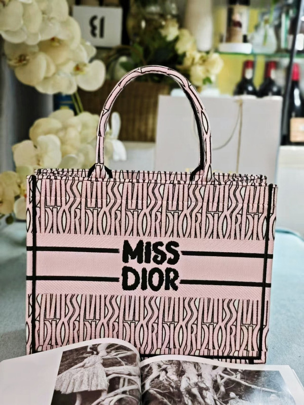 HOT SALE MEDIUM DIRO BOOK TOTE-36.5X27.5X16.5CM