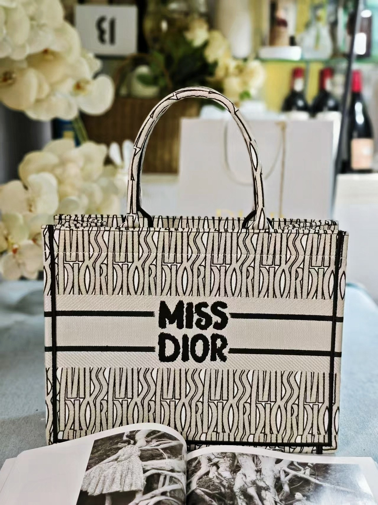 HOT SALE MEDIUM DIRO BOOK TOTE-36.5X27.5X16.5CM