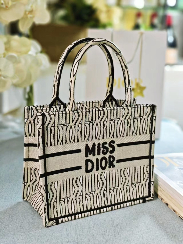 HOT SALE SMALL DIRO BOOK TOTE-26CM