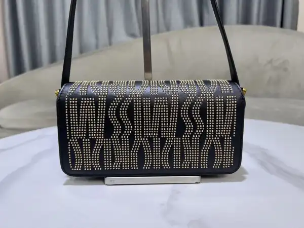 MISS DI0R FLAP BAG