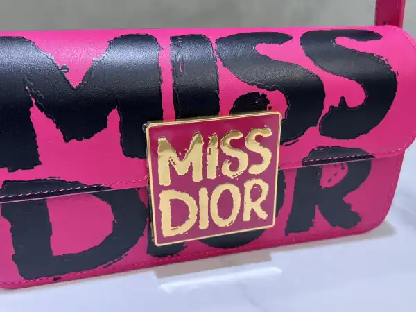 MISS DI0R FLAP BAG