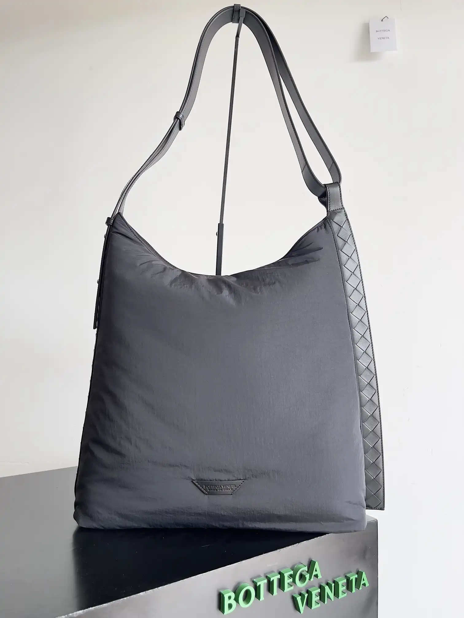 BOTTEGA VENETA Large Crossroad Hobo