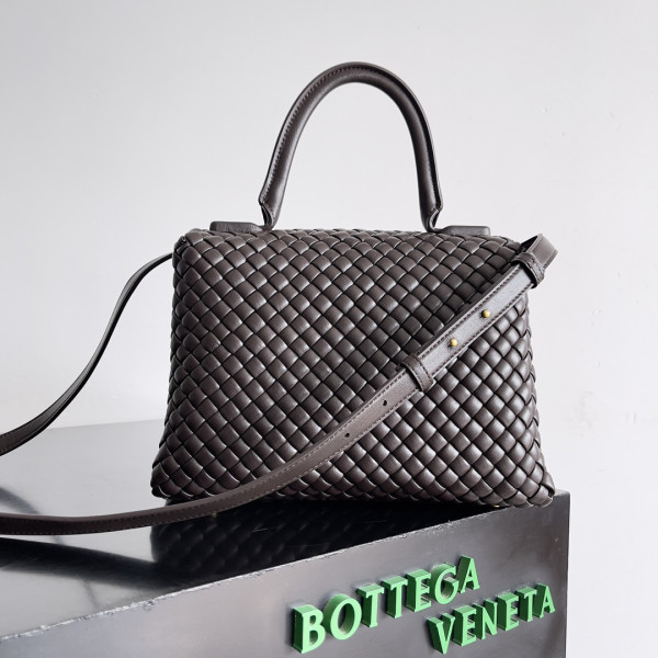 HOT SALE BOTTEGA VENETA Patti Top Handle Bag