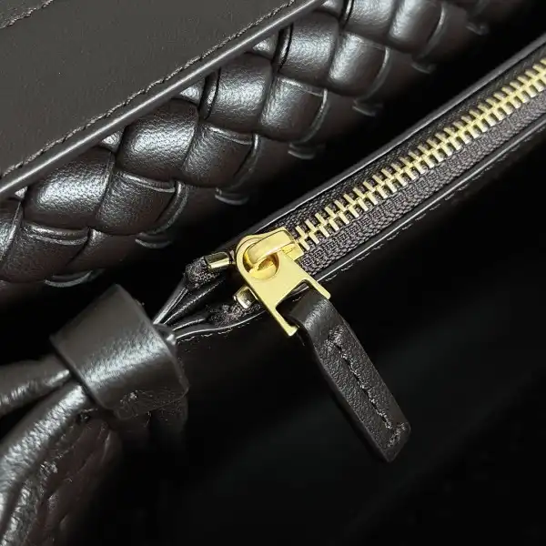 BOTTEGA VENETA Patti Top Handle Bag