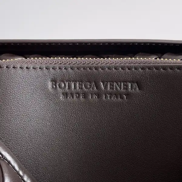 BOTTEGA VENETA Patti Top Handle Bag