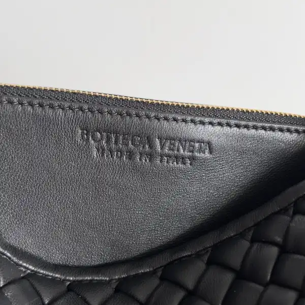 BOTTEGA VENETA Patti Top Handle Bag