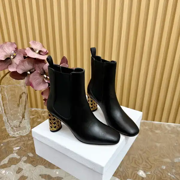 Bagsoffer yupoo Diro Icon Heeled Ankle Boot