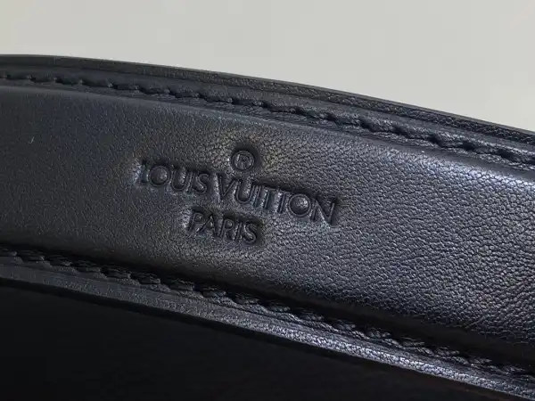 LOUIS VUITTON Side Trunk PM-21*14*6CM