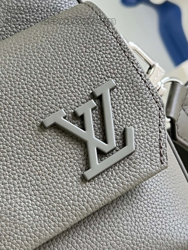 HOT SALE LOUIS VUITTON Fastline Messenger-23.5*18*7CM