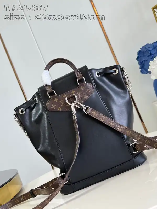 Cheap LOUIS VUITTON Montsouris PM-26*35.5*16CM