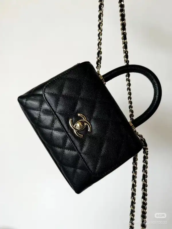 CHANEL cocohandle nano bag