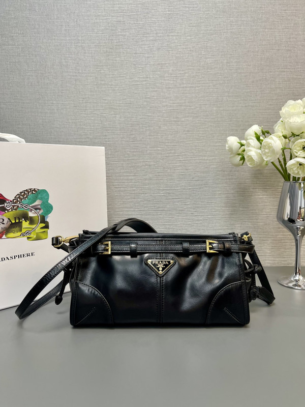 HOT SALE Prada Small leather shoulder bag