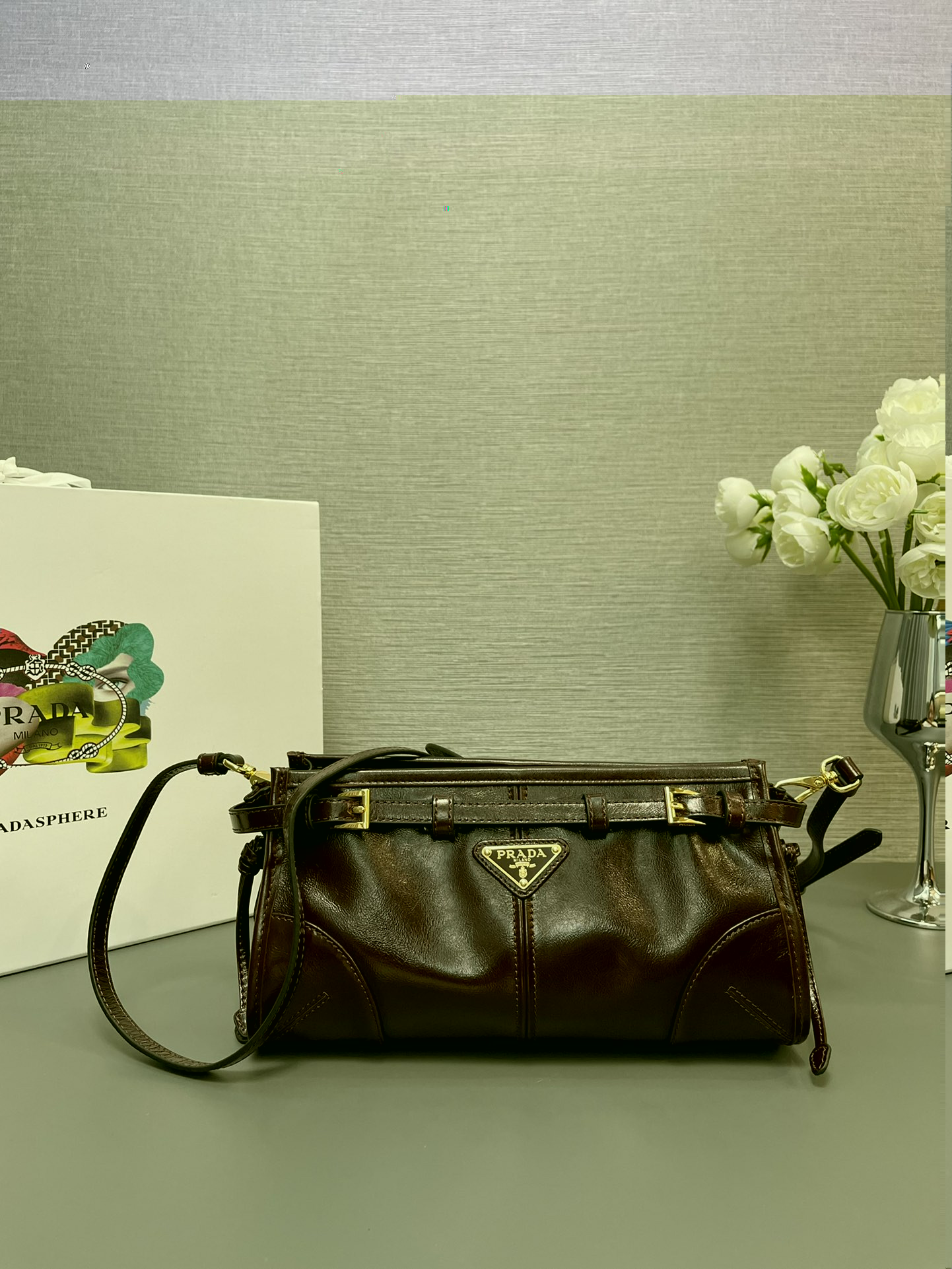 HOT SALE Prada Small leather shoulder bag