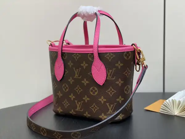 Frstbag ru LOUIS VUITTON Neverfull Bandoulière Inside Out BB