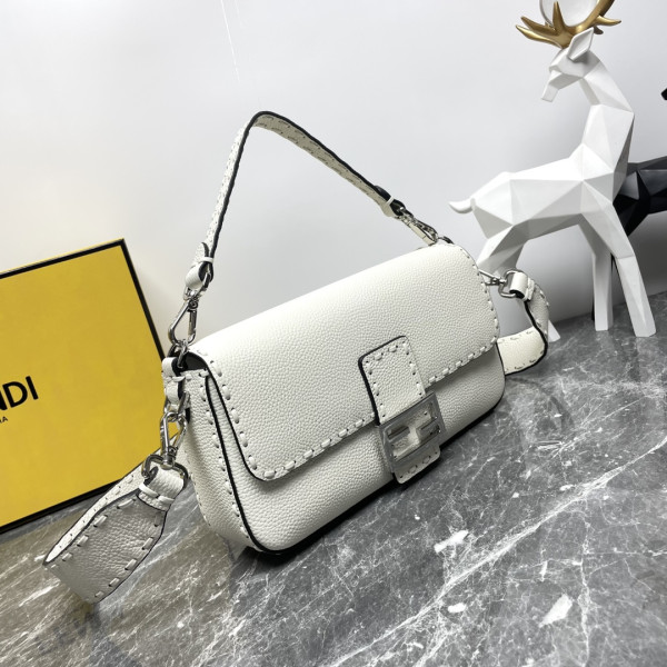 HOT SALE FENDI BAGUETTE-27*6*15CM