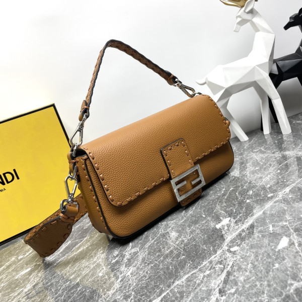 HOT SALE FENDI BAGUETTE-27*6*15CM