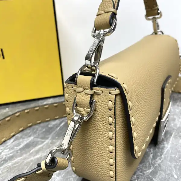 Firstbag Ru FENDI BAGUETTE-27*6*15CM