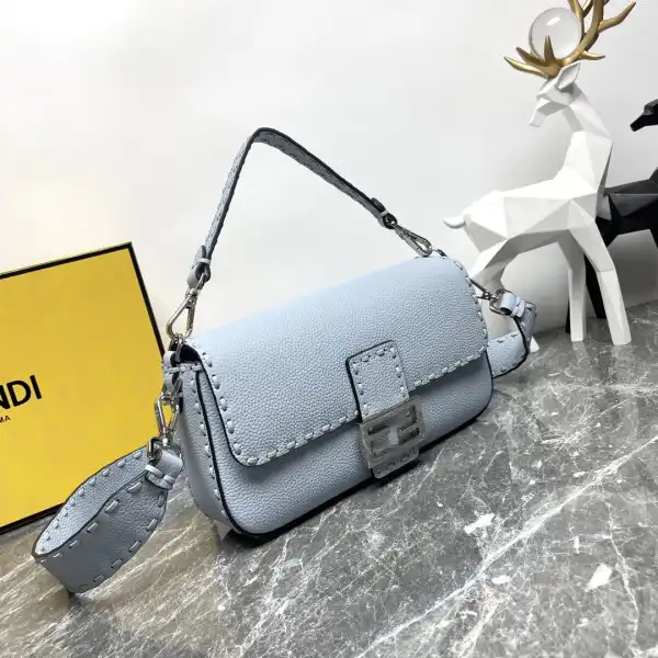 Yupoo bagsoffer FENDI BAGUETTE-27*6*15CM