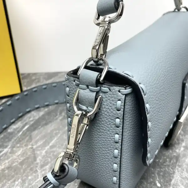 FENDI BAGUETTE-27*6*15CM