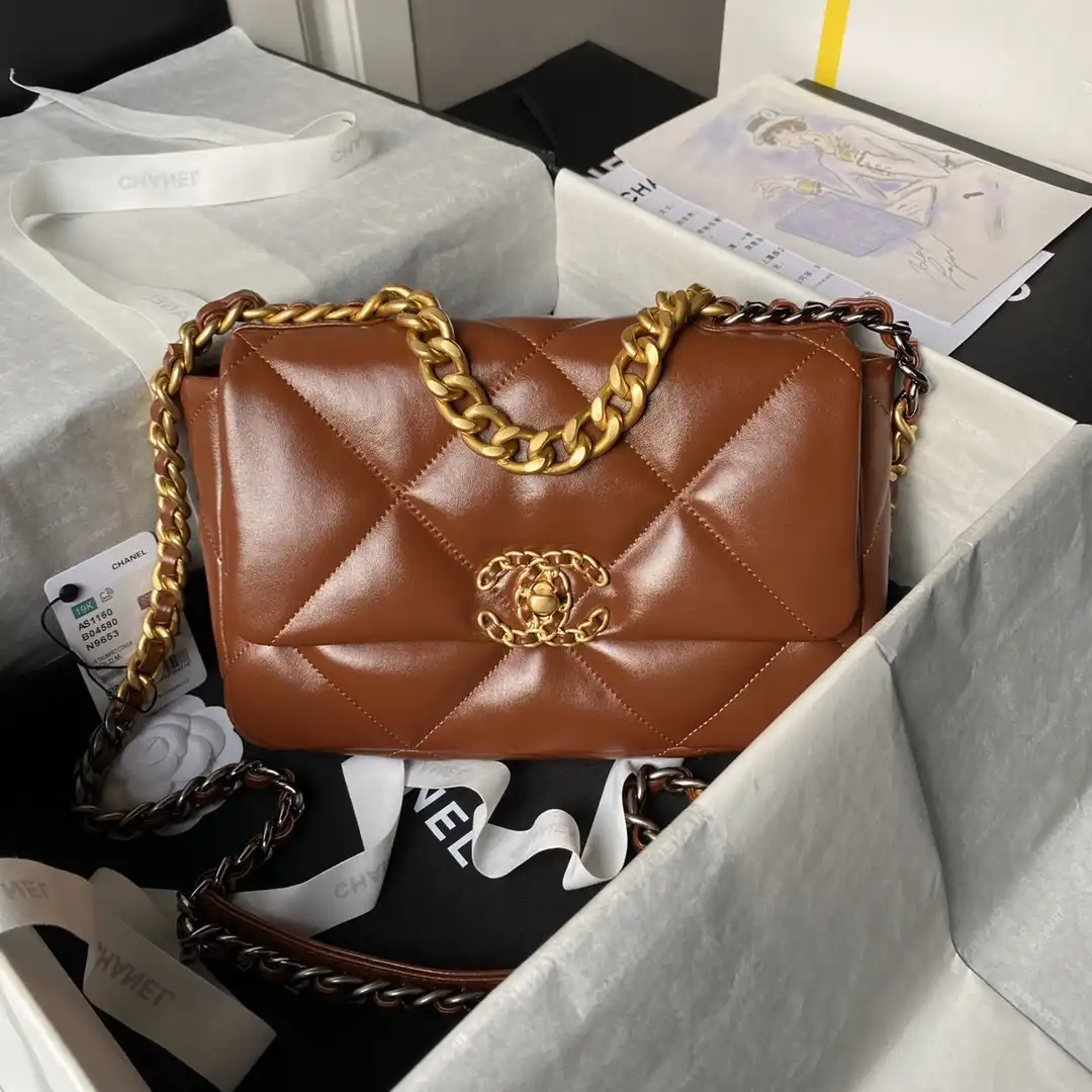 CHANEL 19  Handbag-26CM