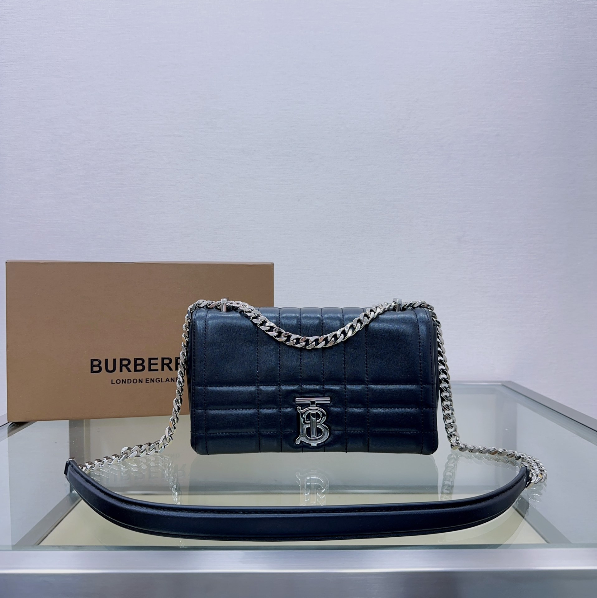 HOT SALE BURBERRY small Lola Bag-23*6*13CM