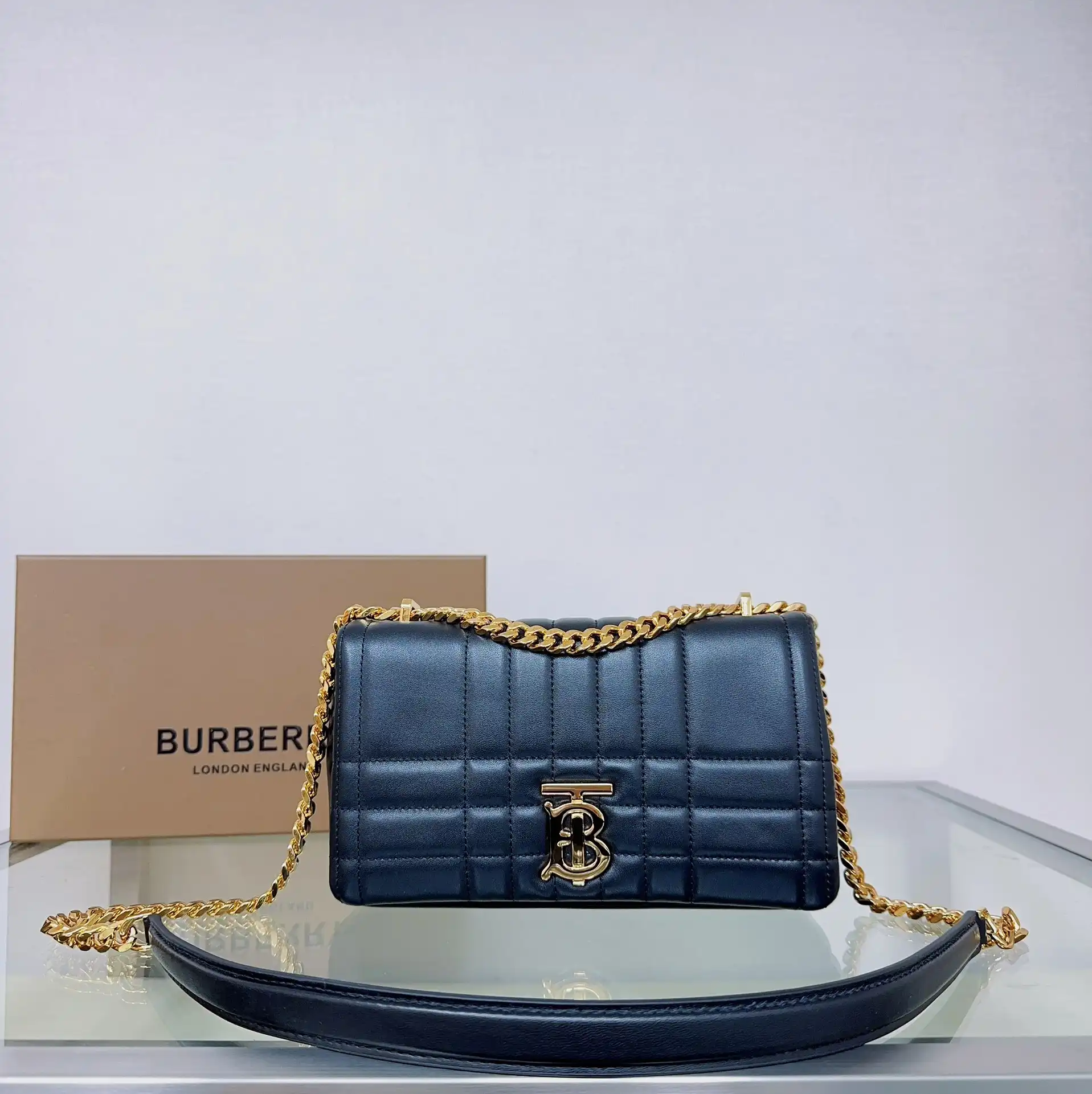 Frstbag ru BURBERRY small Lola Bag-23*6*13CM