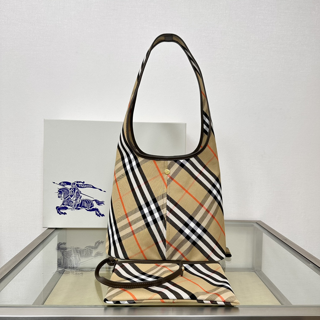 HOT SALE BURBERRY Small Check Shoulder Bag