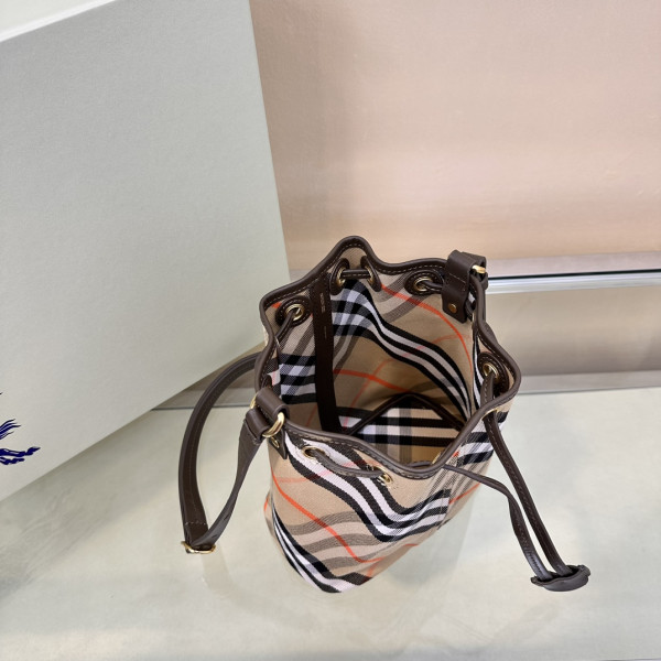 HOT SALE Burberry Mini Check Drawstring Pouch​