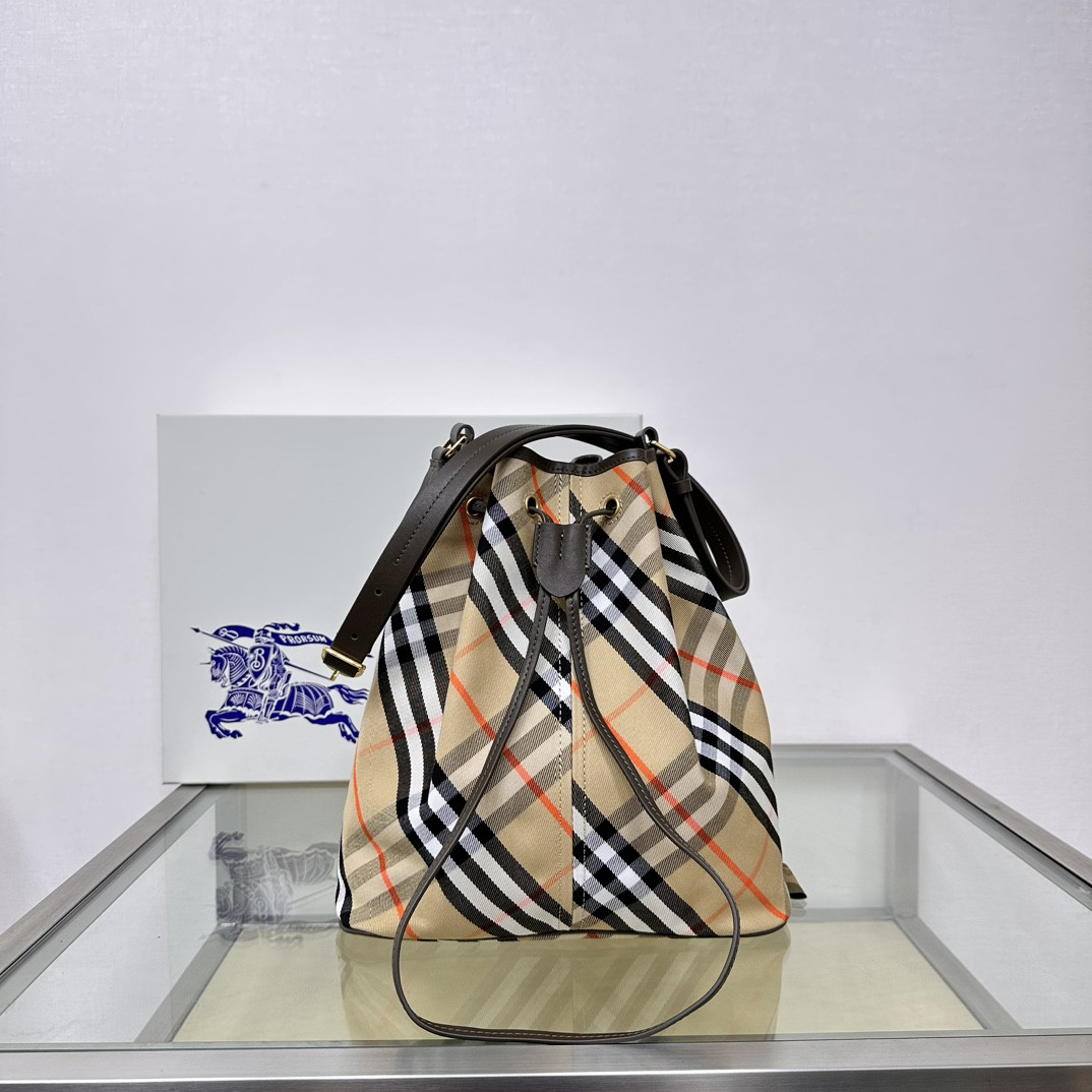 HOT SALE Burberry Medium Check Drawstring Pouch​