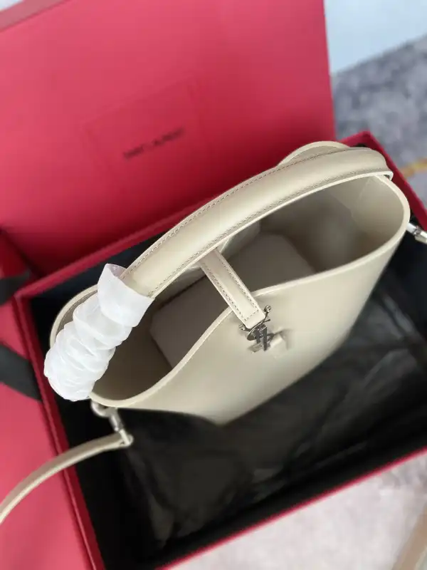 First bag ru YSL LE 37  SMALL BAG-17*20*13CM