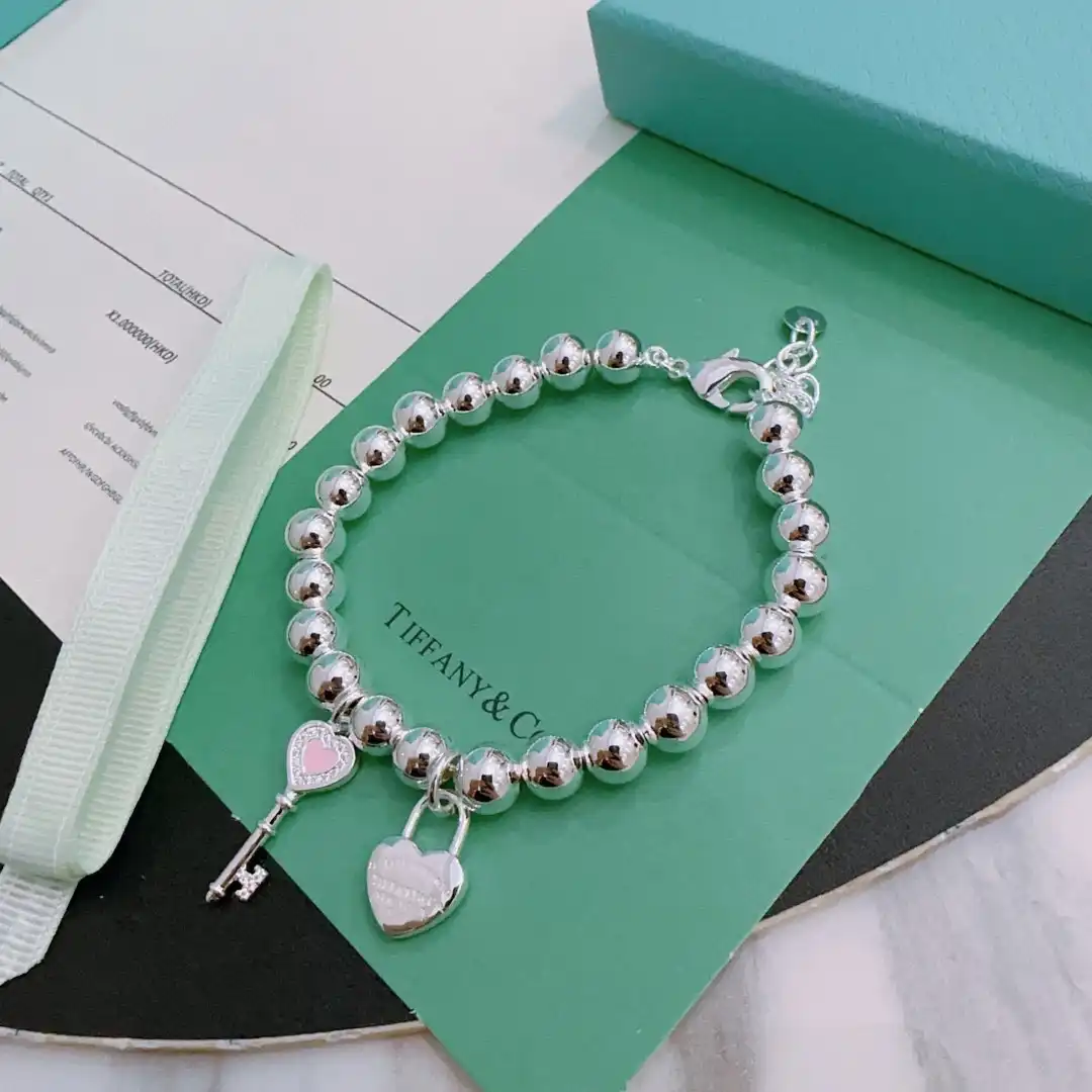 TIFFANY BRACELET