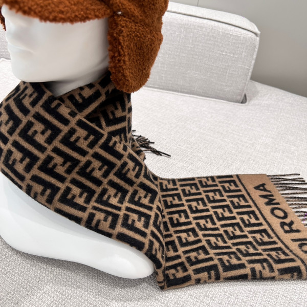 FENDI SCARF