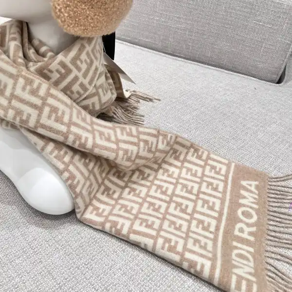 FENDI SCARF