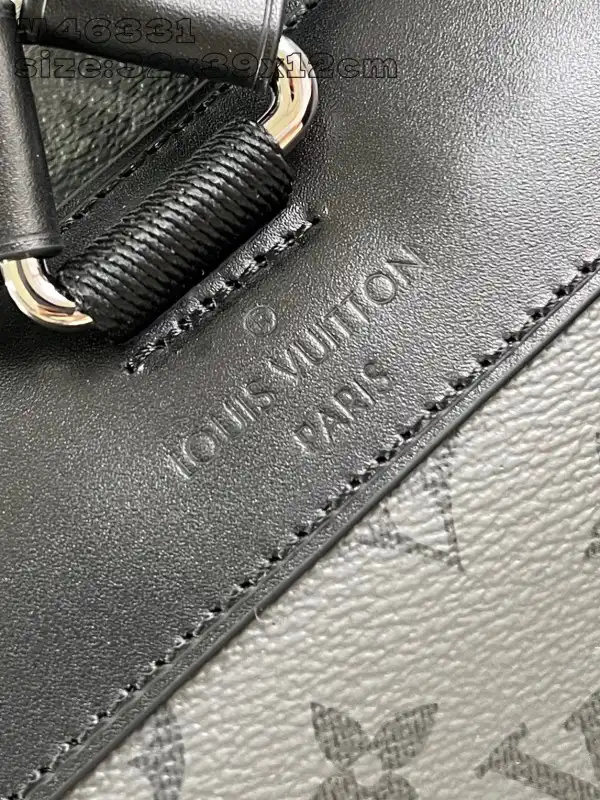 Frstbag ru LOUIS VUITTON CHRISTOPHER PM