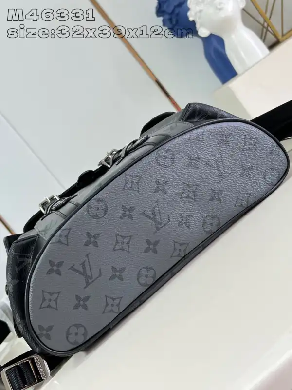 First bag ru LOUIS VUITTON CHRISTOPHER PM