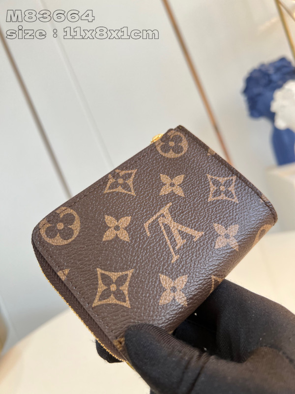 HOT SALE Louis Vuitton Noa Compact Wallet-11*8.5*1.5CM