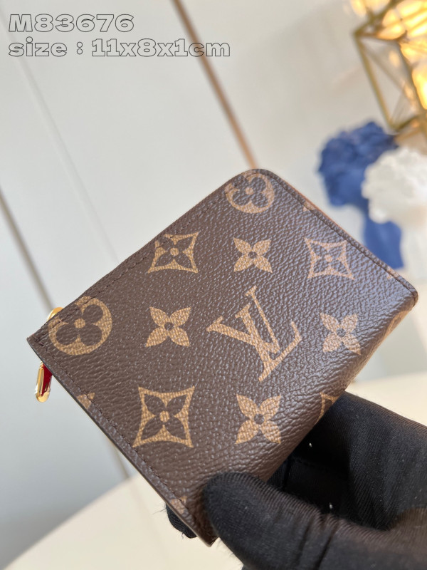 HOT SALE Louis Vuitton Noa Compact Wallet-11*8.5*1.5CM