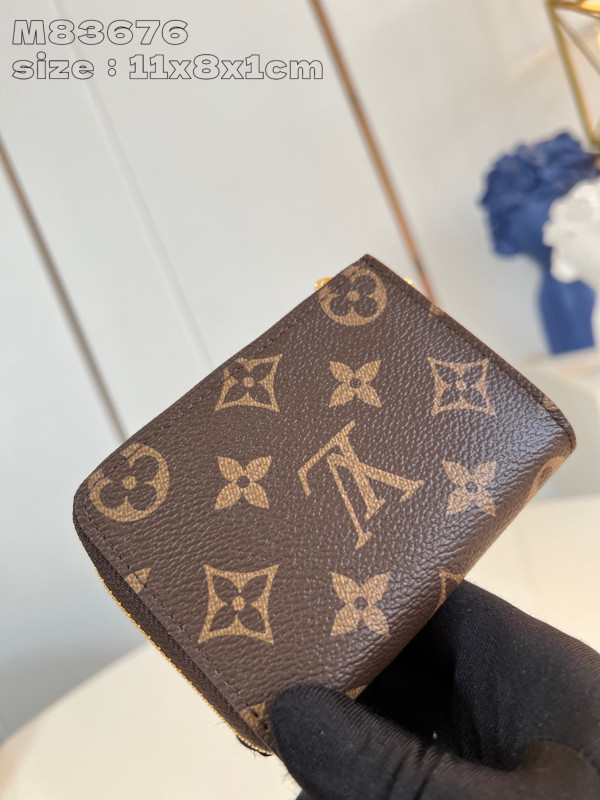 HOT SALE Louis Vuitton Noa Compact Wallet-11*8.5*1.5CM