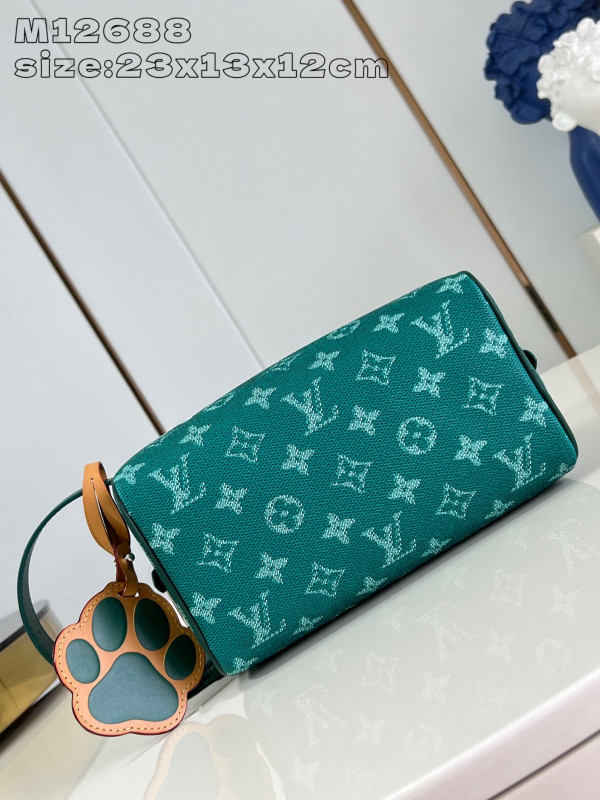 HOT SALE LOUIS VUITTON LOCKER DOPP KIT bag-23*13*12CM