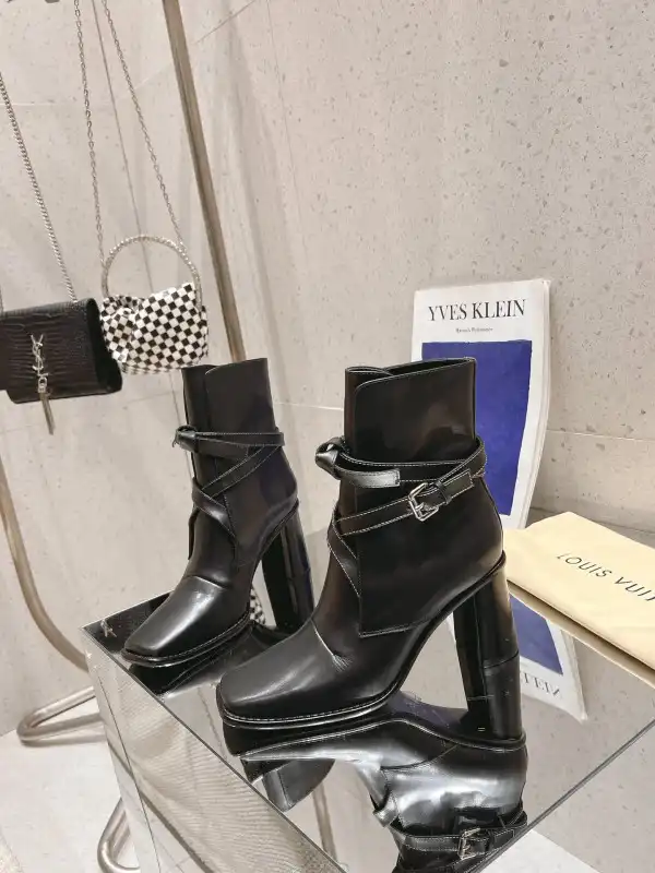 Repladies Cheap LOUIS VUITTON BOOTS